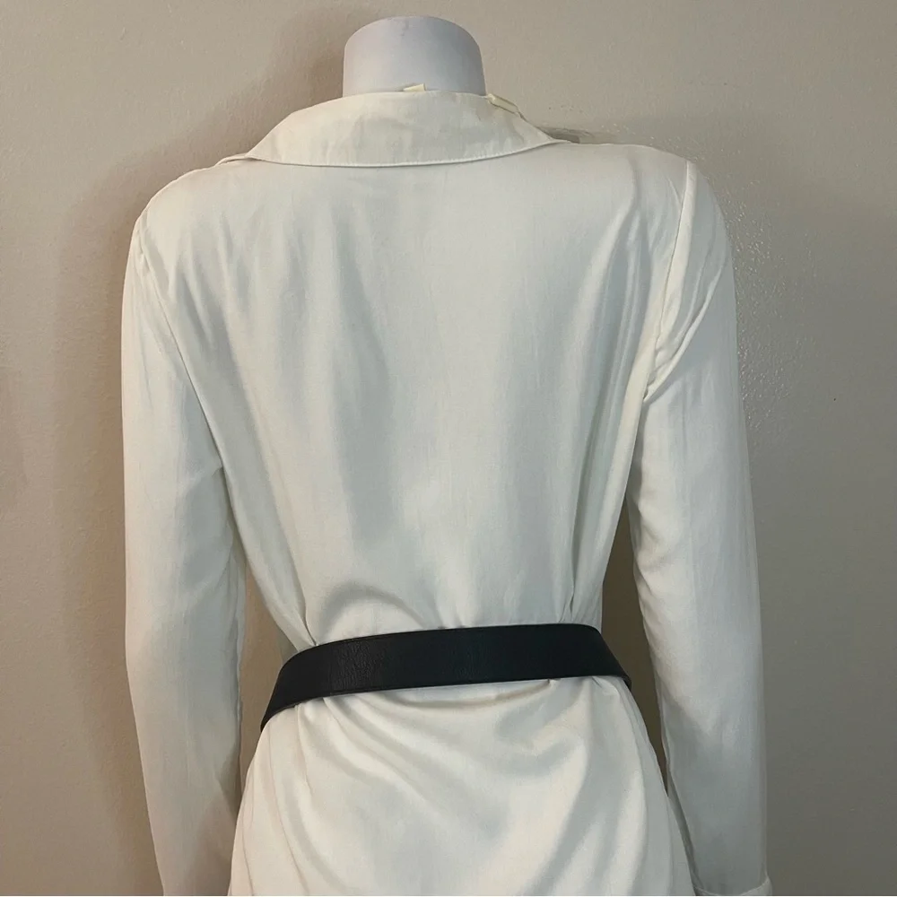 Black faux leather skinny belt - Picture 3 of 9